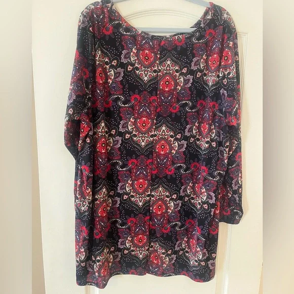 Dana Buchman Elegant Black and Red Patterned Women's Blouse Size 2X - Picture 3 of 16